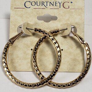 Stylish Textured design Gold-Tone Hoop Earrings - Women's Fashion Jewelry